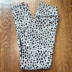NWT balance athletica/vitality snow leopard leggings
